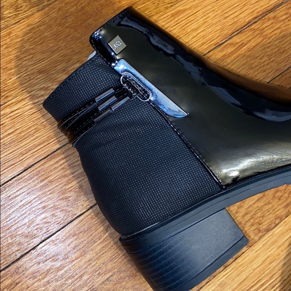 Boots - Picture 4 of 4